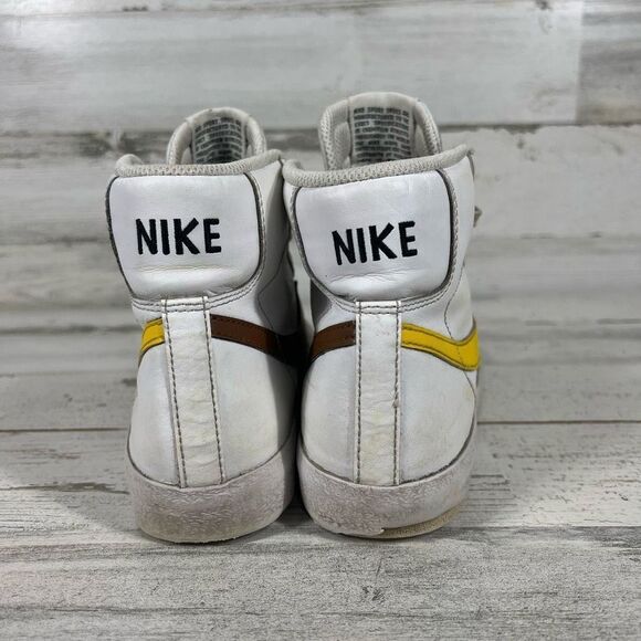 Nike Youth Boys Blazer Mid 77'‎ Maroon White Logo  DA4086 Size 5.5Y - Picture 3 of 8